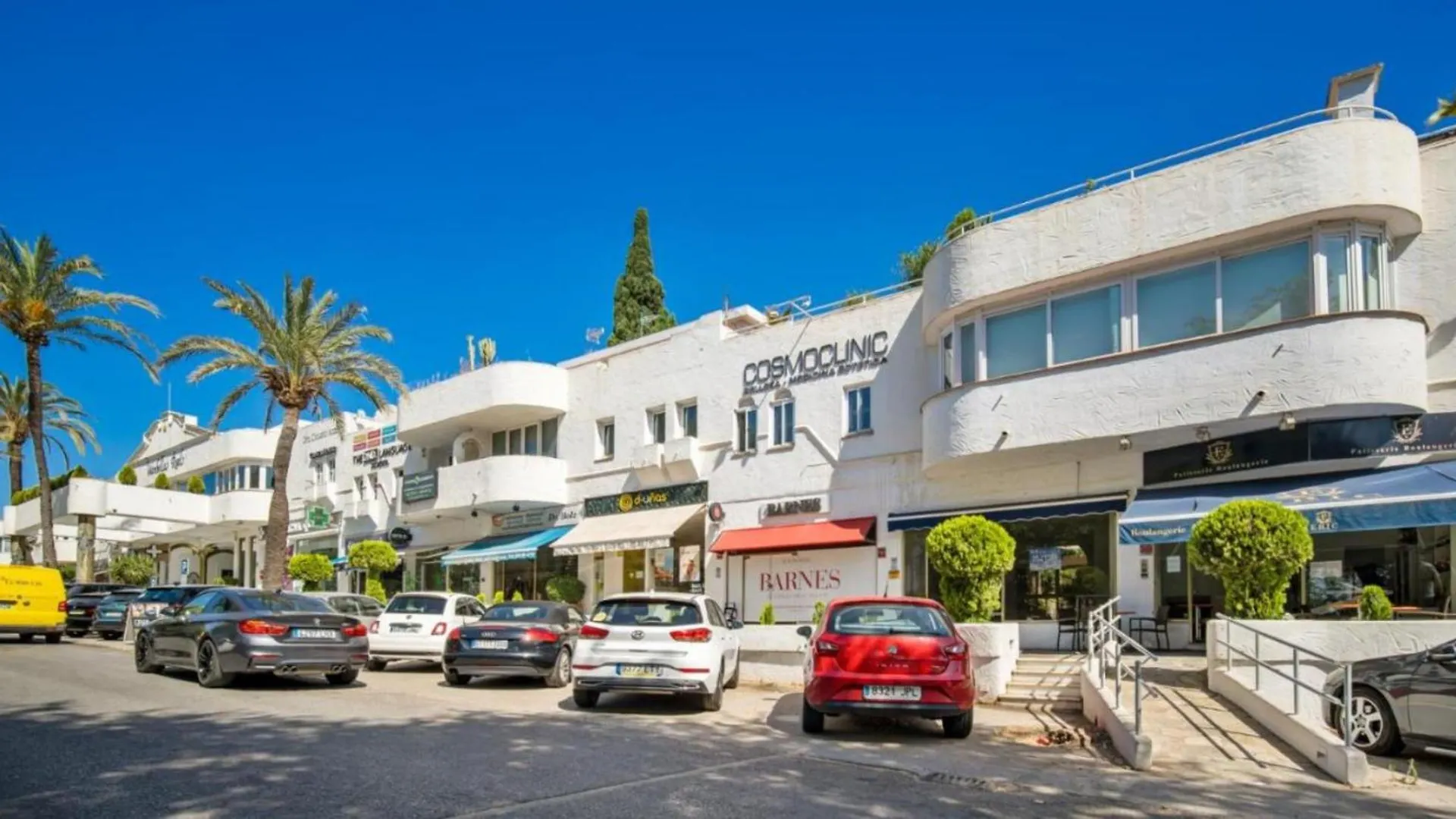 Iron House - Luxury Penthouse With Bathtub Apartment Marbella Spain