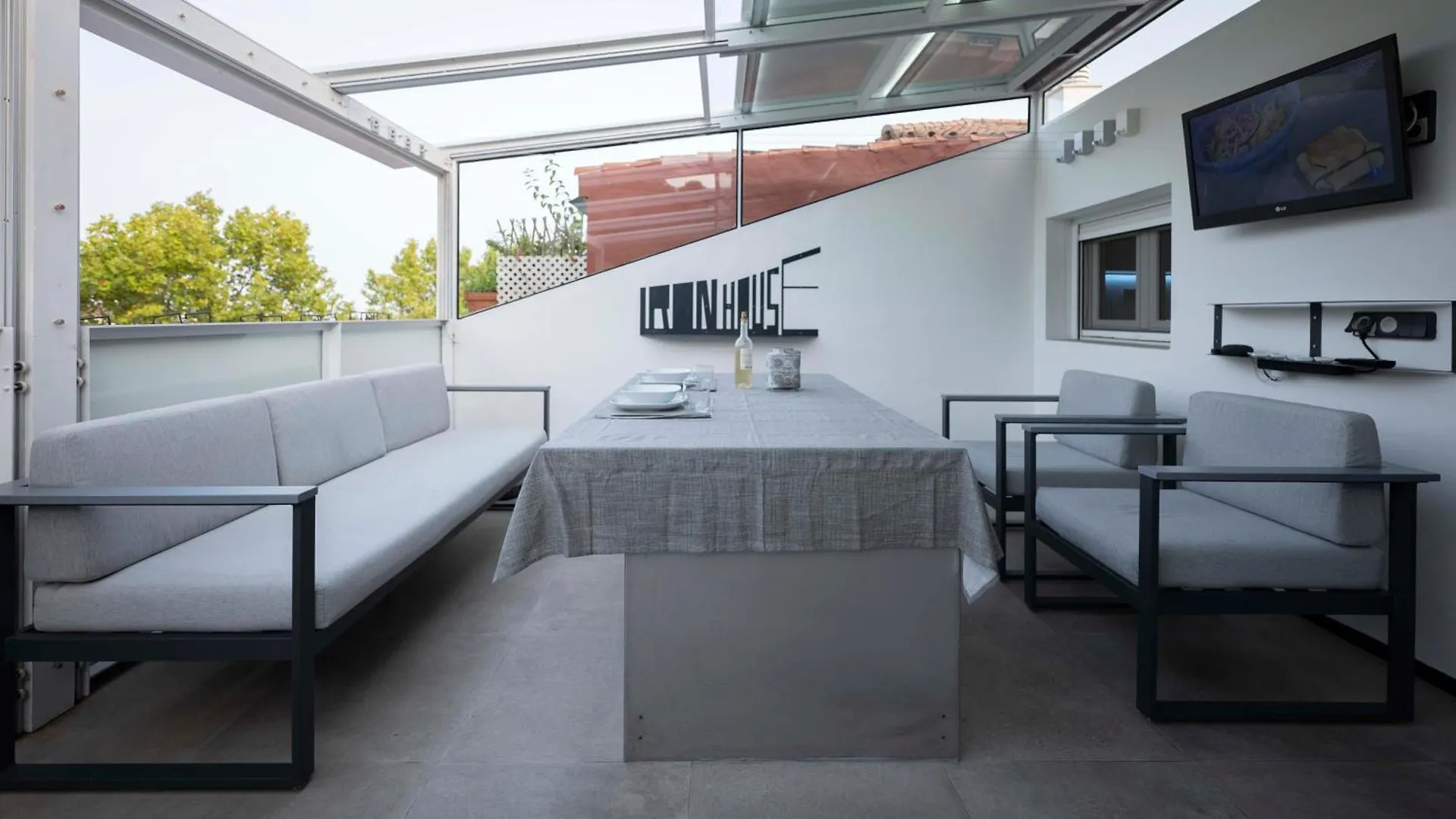 Iron House - Luxury Penthouse With Bathtub Apartment Marbella Spain