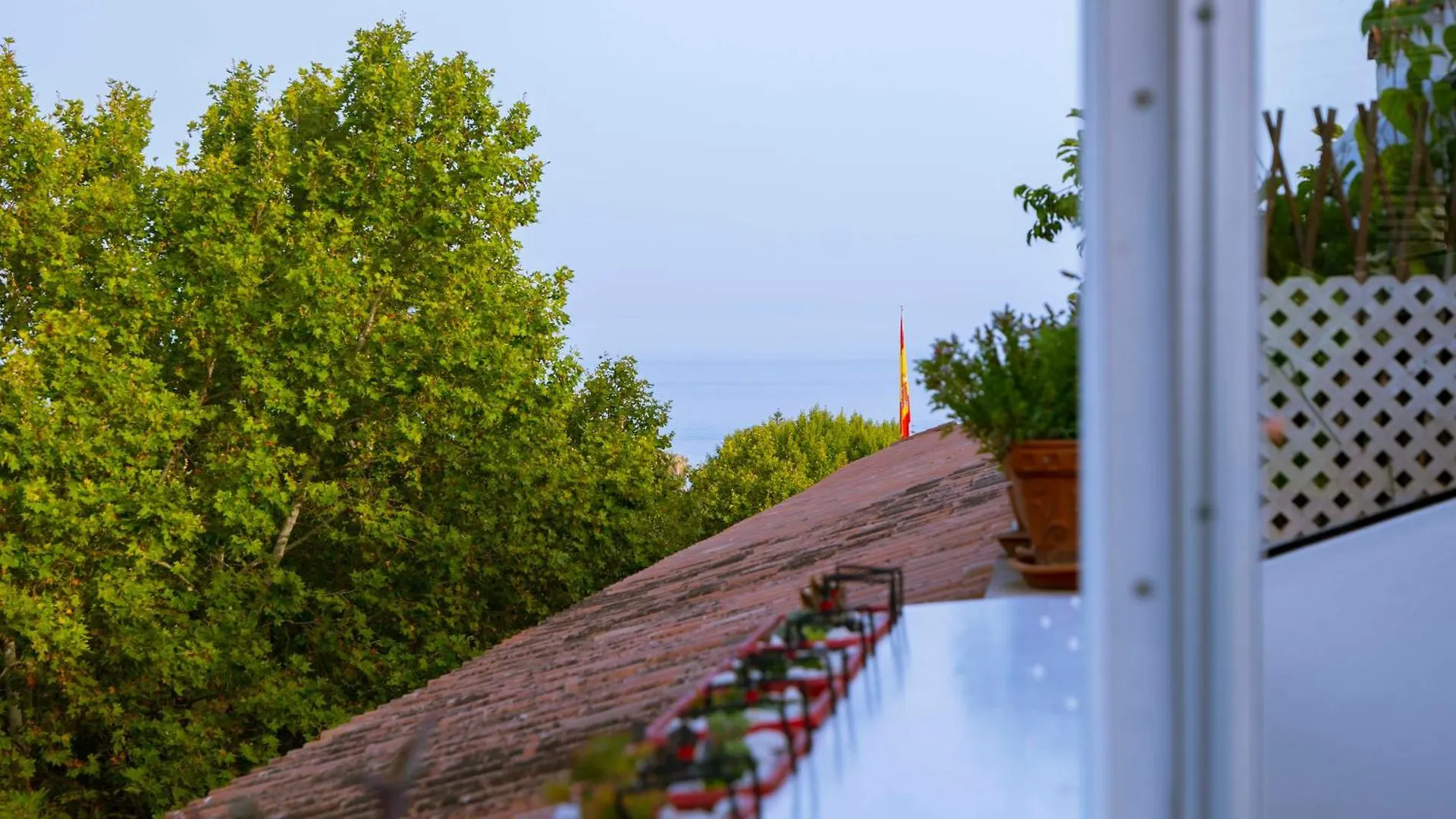 Iron House - Luxury Penthouse With Bathtub Apartment Marbella