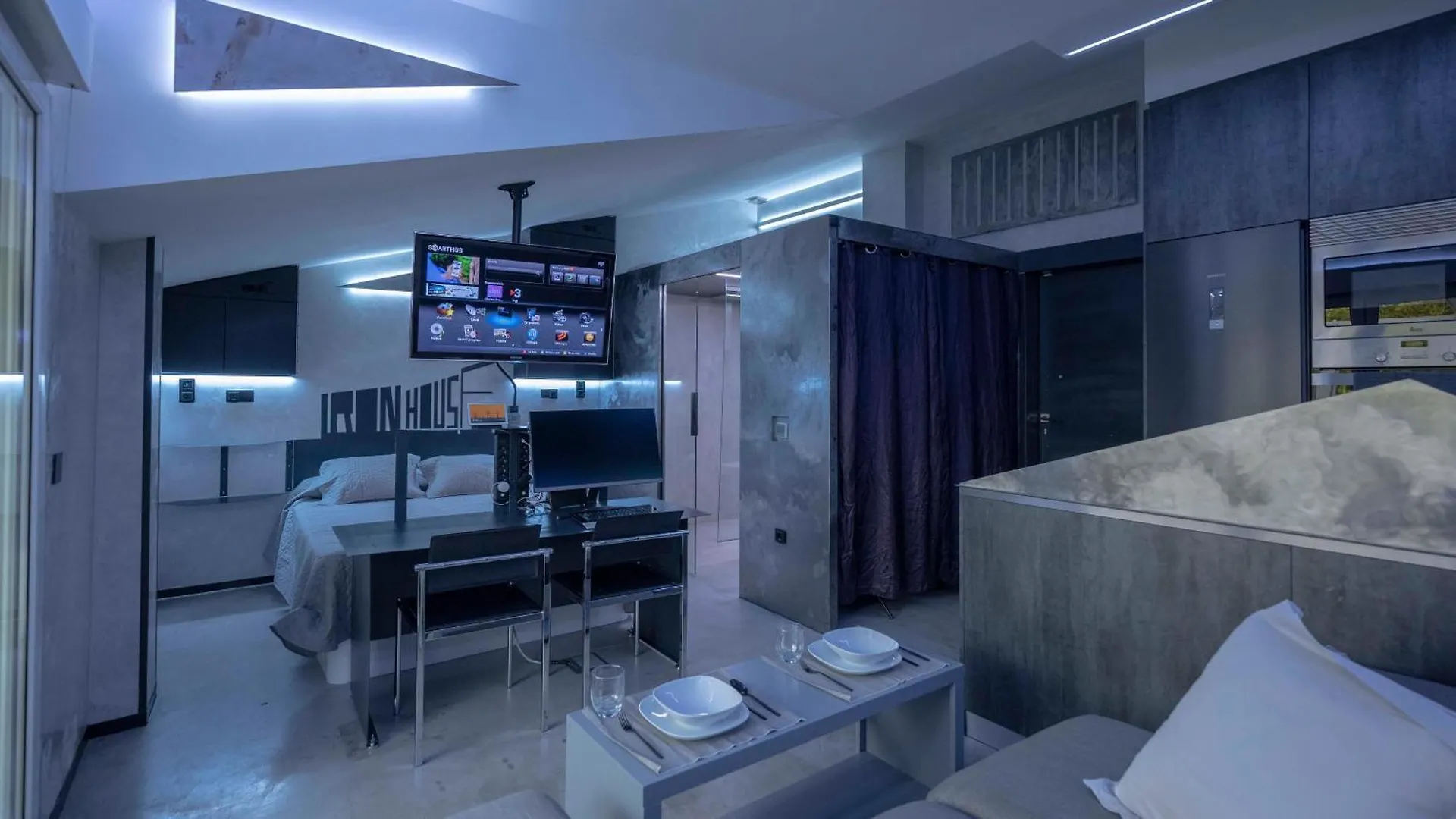 Iron House - Luxury Penthouse With Bathtub Apartment Marbella 0*,