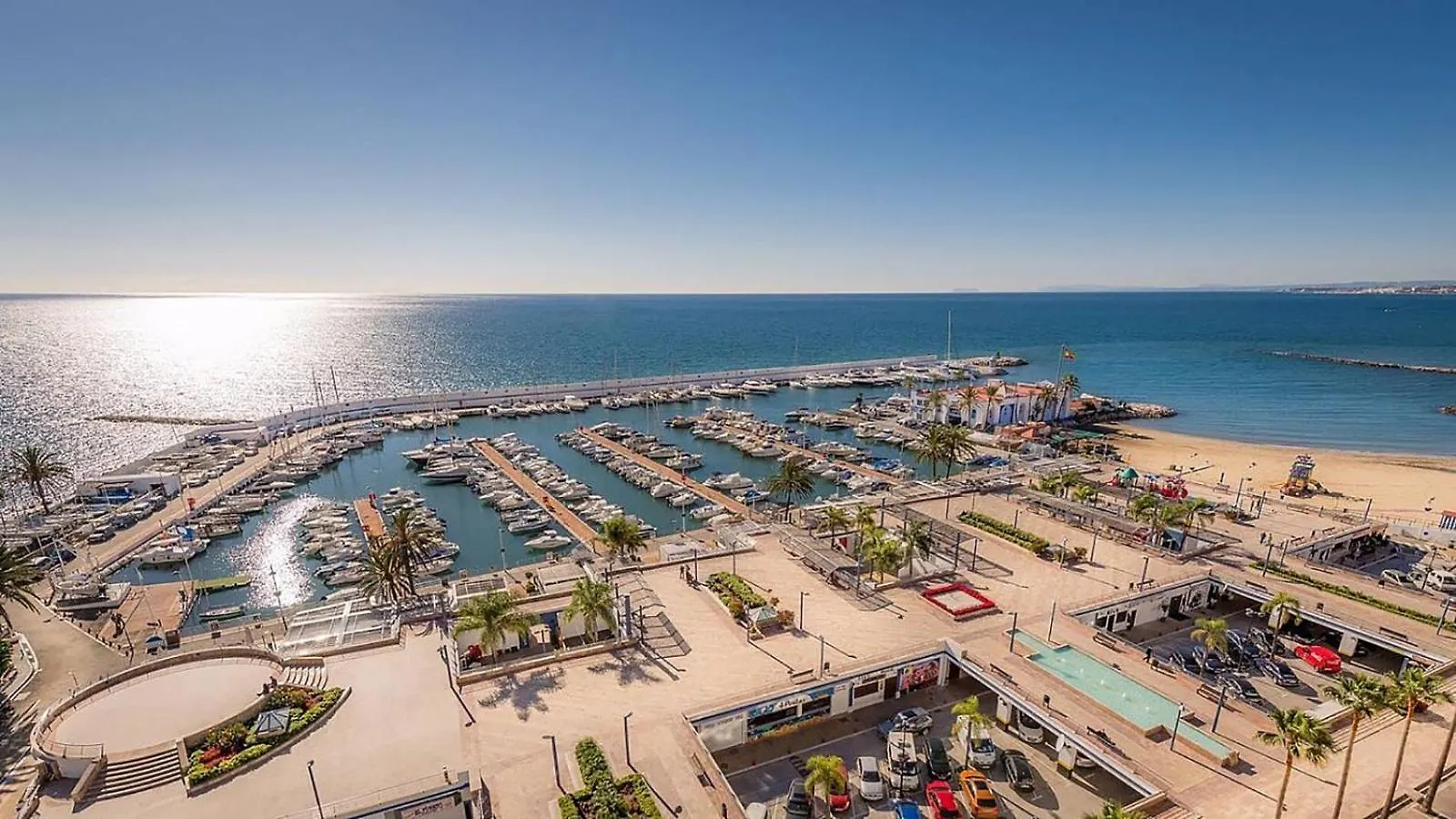 Iron House - Luxury Penthouse With Bathtub Apartment Marbella